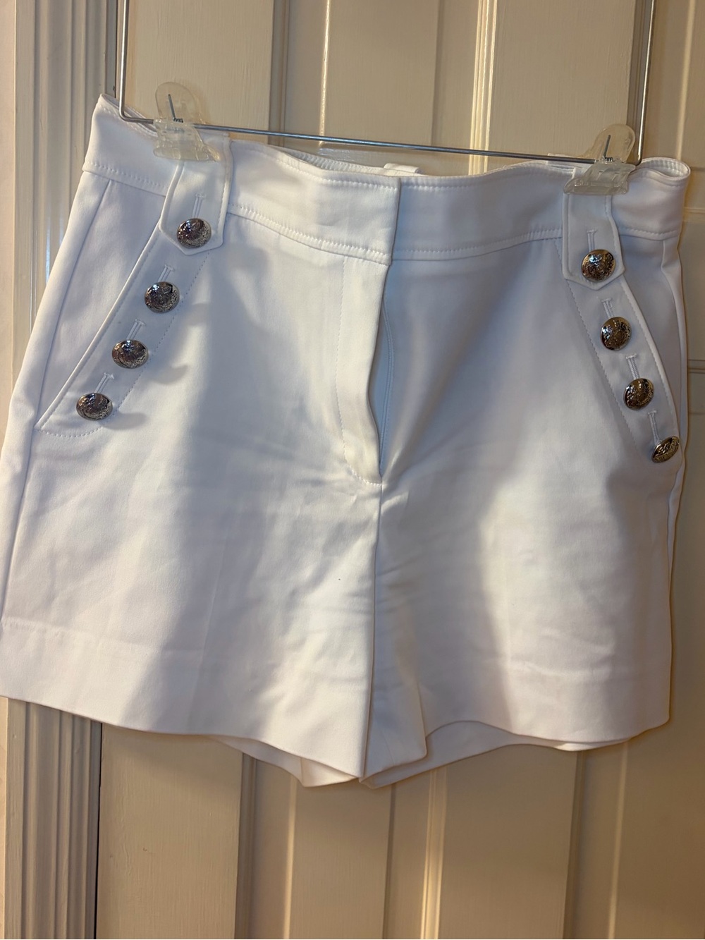 🤍White House Black Market White Sailor-Button High-Rise Shorts🤍